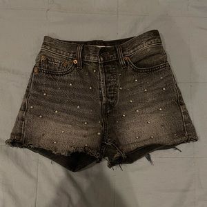Levi’s wedge shorts
